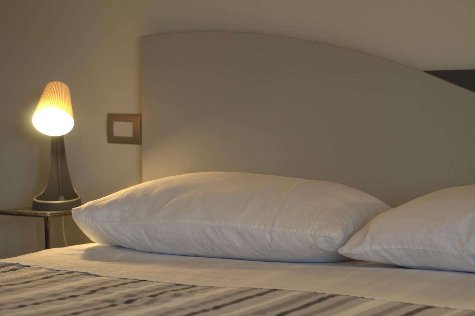Hotel Locazione Turistica Rania Lukka Zewnętrze zdjęcie